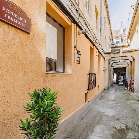 Republicii Premium Apartman Brassó Kültér fotó